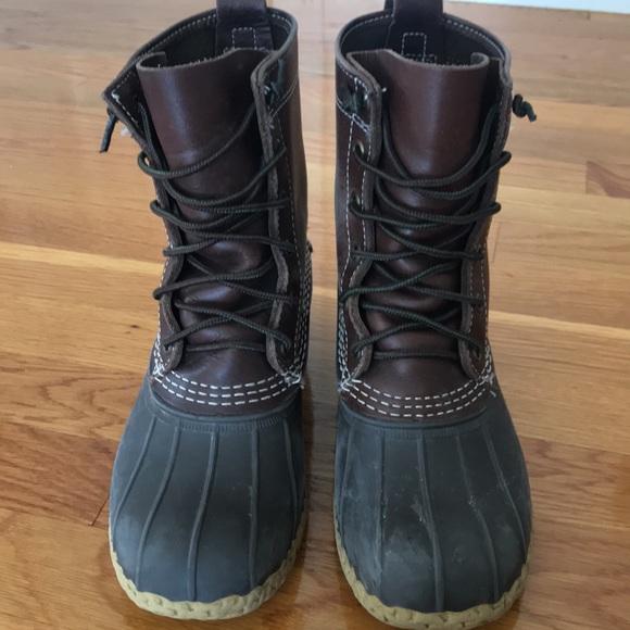 LL Bean dark brown duck/bean boots - Picture 2 of 10